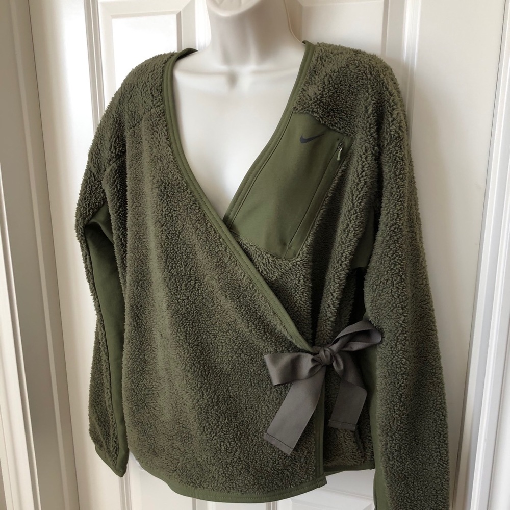 Nike Long Sleeve Warm-up Sherpa Wrap Top Olive SM
